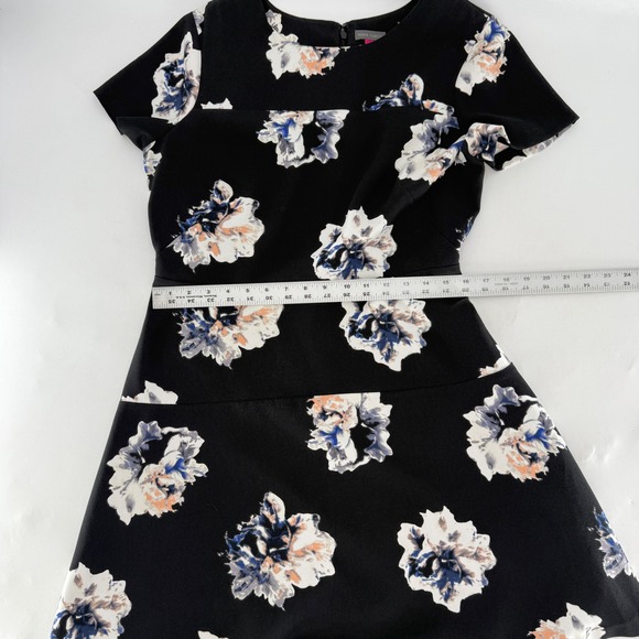Vince Camuto Women's Black Floral Fit & Flare Dress Sz 10 Feminine Event Preppy - Picture 11 of 12